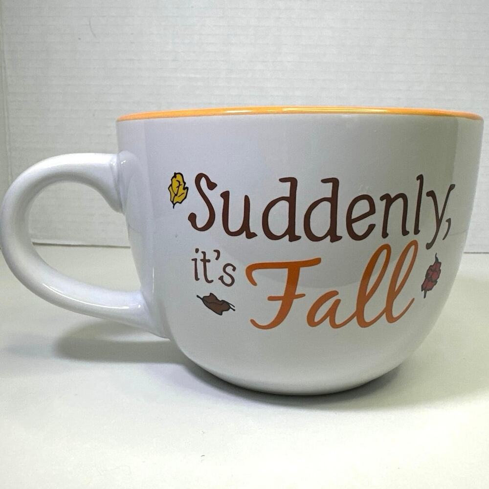 Peanuts The Gang & Snoopy Suddenly its Fall 24oz Soup Coffee Mug NWT